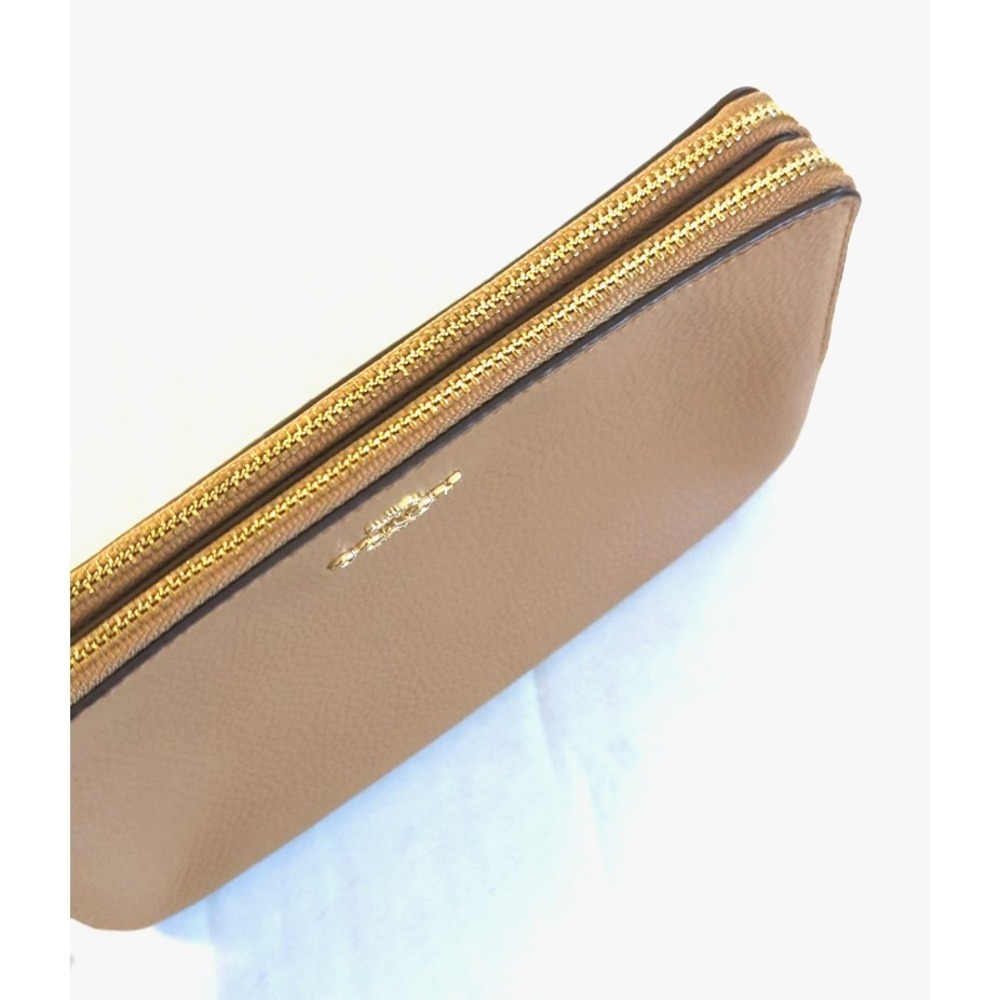 New Coach Double Zip Pebble Leather Wristlet Wallet Light Saddle - Picture 5 of 10